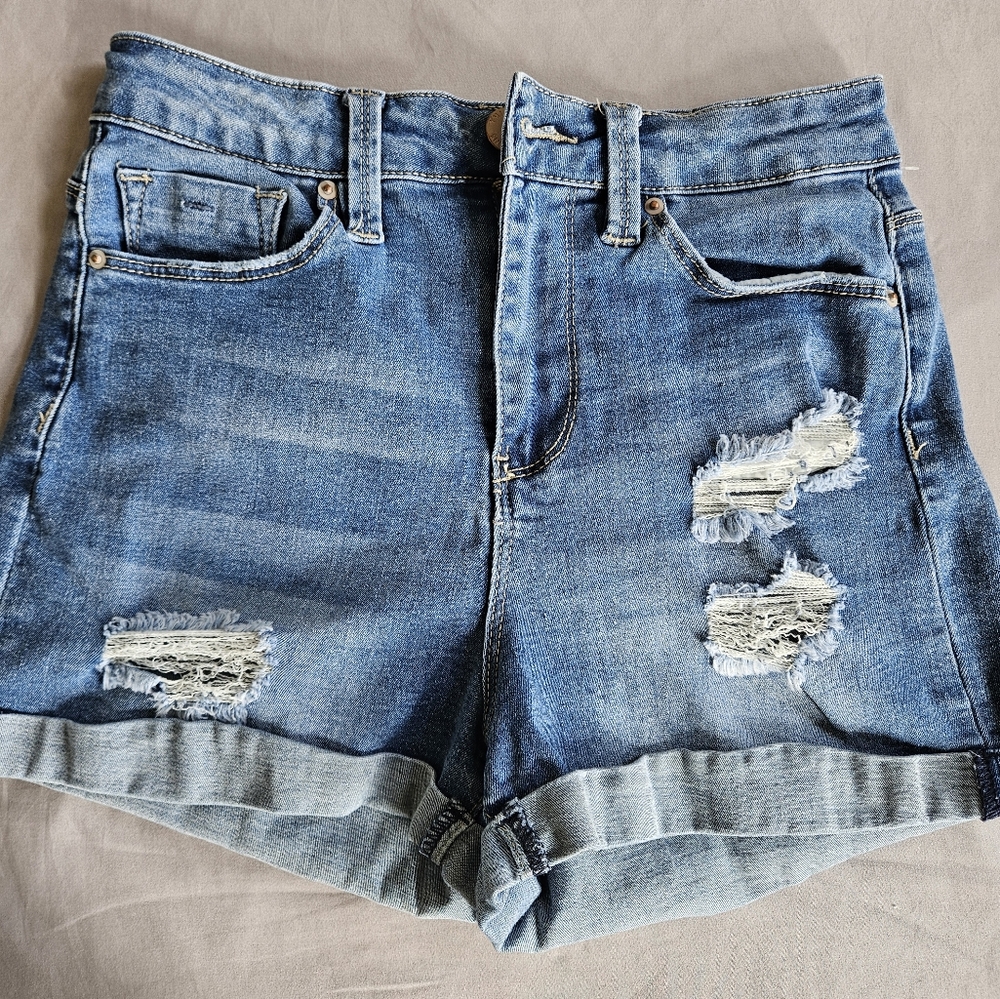 Trendy Blue Distressed Jean Shorts